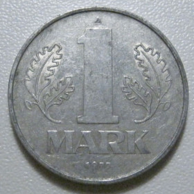 НДР, ФРН ГДР, ФРГ ^/--/^ Німеччина - НДР 1 марка 1977 року 43404 ^_^^^ Германия - ГДР 1 марка 1977 года 43404 - фото фото фото