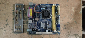 Материнські плати Материнские платы ^/--/^ Мат. плата ASRock AD /--/ 410 /--/ PV Atom D /--/ 410 CPU Intel NM /--/ 10 SVGA+GbLAN SATA Mini-ITX 2 /--/ DDR /--/ 2 № 231402 ^_^^^ Мат. плата ASRock AD /--/ 410 /--/ PV Atom D /--/ 410 CPU Intel NM /--/ 10 SVGA+GbLAN SATA Mini-ITX 2 /--/ DDR /--/ 2 No 231402 - фото фото фото