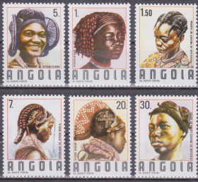 Ангола Ангола ^/--/^ Ангола 1987 НАРОДНЫЕ НАЦИОНАЛЬНЫЕ КОСТЮМЫ ЖЕНСКИЕ ПРИЧЁСКИ ЭТНОГРАФИЯ 4 /--/ м** Mi.758-763 $8.98 !!! ^_^^^ АНГОЛА 1987 НАРОДНІ НАЦІОНАЛЬНІ КОСТЮМИ ЖЕНСЬКІ ПРИЧИСТКИ ЕТНОГРАФІЯ 4 /--/ М** Mi.758-763 EUR 9.50 - фото фото фото
