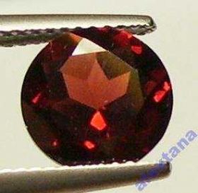 Гранат Гранат ^/--/^ ГРАНАТ ПИРОП натуральный круг 9 мм ^_^^^ Гранат піроп натуральне коло 9 мм - фото фото фото