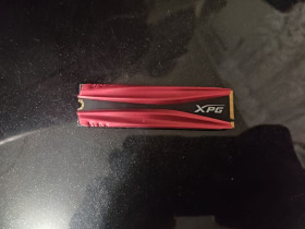 Твердотільні SSD-накопичувачі Твердотельные SSD-накопители ^/--/^ SSD ADATA XPG GAMMIX S /--/ 11 Pro 256 /--/ Гб М.2 PCIe Gen /--/ 3 /--/ x /--/ 4 - фото фото фото