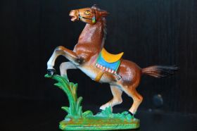 Фігурки, солдатики Фигурки, солдатики ^/--/^ лошадь конь ГДР №309 Эмиль Баер ^_^^^ Конь НДР No /--/ 309 Еміль Баєр - фото фото фото