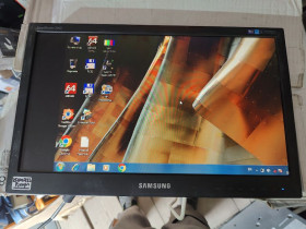 Samsung Samsung ^/--/^ Широкоформатный ЖК-монитор 20 дюймов Samsung SyncMaster 2043 /--/ SN № 25010723 ^_^^^ Широкоформатний ЖК-монітор 20 дюймів Samsung SyncMaster 2043 /--/ SN No 25010723 - фото фото фото