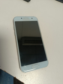 Samsung Samsung ^/--/^ Смартфон Samsung Galaxy A /--/ 3   (2017) / A /--/ 5   (2017)   (Blue) — З Європи / Працює тільки від зарядного / Відходить кришка / На запчастини - фото фото фото