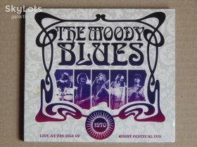 Музичні диски Музыкальные диски ^/--/^ The Moody Blues ‎– Live At The Isle Of Wight Festival (DVD, Unofficial Release, Digipak) ^_^^^ The Moody Blues – Live At The Isle Of Wight Festival (DVD, Unofficial Release, Digipak) - фото фото фото