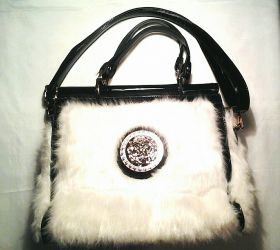 Сумки Сумки ^/--/^ Эффектная, красивая меховая женская сумка тоут в стиле VERSACE! Мех, лак, золото* // ^_^^^ Ефектна, красива хутряна жіноча сумка тоут в стилі VERSACE! Мех, лак, золото // - фото фото фото