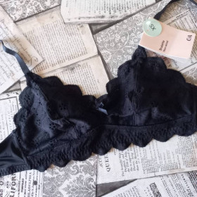 Бюстгальтери Бюстгальтеры ^/--/^ Бюстгальтер бралетт XS 65 /--/ В 70 /--/ А C&amp;amp;A триэнджел ^_^^^ Бюстгальтер бралет XS 65 /--/ В 70 /--/ А C&amp;amp;A триенджел - фото фото фото