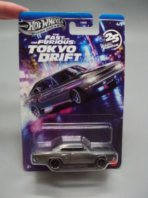 Hot Wheels Hot Wheels ^/--/^ Машинка модель Hot Wheels Tokyo Drift grey 1970 Road Runner срібна серія токіо дріфт №19046 /--/ с ^_^^^ Машинка модель Hot Wheels Tokyo Drift grey 1970 Road Runner серебряная серия токио дрифт No /--/ 19046 /--/ с - фото фото фото