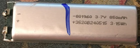 Зовнішні акумулятори (Power Bank) Внешние аккумуляторы (Power Bank) ^/--/^ Рабочий,  заряженный аккумулятор 801960 3,7 v 850 mAh с одноразки. Б/у. Рабочие. В лоте 1 штука! ^_^^^ Робочий, заряджений акумулятор 801960 3,7 v 850 mAh з одноразки. Б/у. Робітники. У лоті 1 штука! - фото фото фото