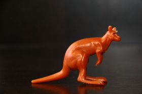 Фігурки, солдатики Фигурки, солдатики ^/--/^ кенгуру животные DOMPLAST HEINERLE ФРГ ^_^^^ кенгуру тварини DOMPLAST HEINERLE ФРН - фото фото фото
