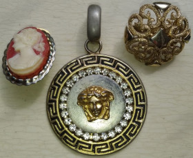 Брошки Броши ^/--/^ Камея клипсы Avon Versace бижутерия Италия ^_^^^ Камея кліпси Avon Versace біжутерія Італія - фото фото фото