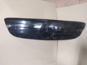 Інші автозапчастини Другие автозапчасти ^/--/^ Зимняя накладка Mercedes ^_^^^ Зимова накладка Mercedes - фото фото фото