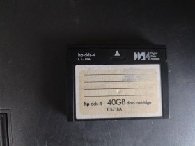 Інше Другое ^/--/^ Ленточный картридж HP dds-4 40 /--/ Gb Data Cartridge C /--/ 5718 /--/ A № 232001 ^_^^^ Сточний картридж HP dds-4 40 /--/ Gb Data Cartridge C /--/ 5718 /--/ A No 232001 - фото фото фото