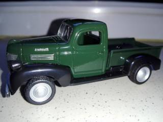 : Закордонні : Зарубежные ^/--/^ 1/43 PLYMOUTH 1941 Truck. Die-Cast. - фото фото фото