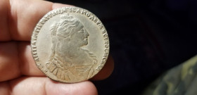 - року - года ^/--/^ Рубль Анна 1734 год.8 жемчужин на голове     ( редкая). ^_^^^ Рубль Анна 1734 рік.8 перлин на голові (рідкісна). - фото фото фото