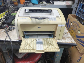 Принтери Принтеры ^/--/^ Лазерный принтер HP LaserJet 1018 с картриджем № 26050803 ^_^^^ Лазерний принтер HP LaserJet 1018 з картриджем No 26050803 - фото фото фото