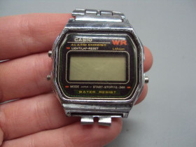 Годинники Часы ^/--/^ Наручные часы Casio WR alarm chrono lithium Japan электроника кварц Япония размер 3,7 /--/ х /--/ 3,2 см №15877 ^_^^^ Наручний годинник Casio WR alarm chrono lithium Japan електроніка кварц Японія розмір 3,7 /--/ х /--/ 3,2 см No /--/ 15877 - фото фото фото
