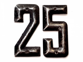 Номерні знаки Номерные знаки ^/--/^ Номер 25 или 52 на входную дверь, металлические цифры, клеймо СССР, цена ^_^^^ Номер 25 або 52 на вхідні двері, металеві цифри, клеймо СРСР, ціна - фото фото фото