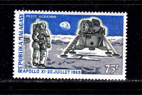 Освоєння космосу Освоение космоса ^/--/^ Космос .  Мадагаскар / Малагаси  1969 г  MNH - АПОЛЛО - 11 ^_^^^ Мадагаскар / Малагасі 1969 р MNH - АПОЛЛО - 11 - фото фото фото