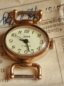 Годинники Часы ^/--/^ Часы женские наручные ссср Заря. Рабочие. 33 /--/ т ^_^^^ Годинники жіночі наручні СРСР Зоря. Робітники. 33 /--/ т - фото фото фото