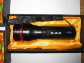 Ліхтарі, ліхтарики Фонари, фонарики ^/--/^ Фонарик  Bailong BL-8044 металлические ^_^^^ Фонар bailong BL-8044 металеві - фото фото фото