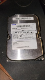Жорсткі диски Жесткие диски ^/--/^ Жорсткий диск Samsung SP /--/ 0822 /--/ N 80 /--/ GB 3.5″ IDE ^_^^^ Жесткий диск Samsung SP /--/ 0822 /--/ N 80 /--/ GB 3.5′′ IDE - фото фото фото