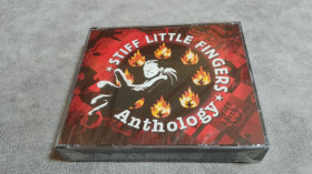 Музичні диски Музыкальные диски ^/--/^ Stiff Little Fingers - Anthology. 3 cd запечатанный фирменный бокс-сет ^_^^^ Stiff Little Fingers - Anthology. 3 cd запечатаний фірмовий бокс-сет - фото фото фото