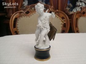 Статуетки, Скульптури, Фігурки, Фарфор Статуэтки, Скульптуры, Фигурки, Фарфор ^/--/^ Статуэтка Путти Ангел Фарфор Италия ^_^^^ Статуетка Путті Ангел Фарфор Італія - фото фото фото