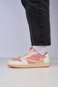 Кросівки Кроссовки ^/--/^ Travis Scott x Air Jordan 1 Low OG White Pink 36 38 - фото фото фото