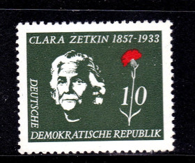 НДР, ФРН ГДР, ФРГ ^/--/^ Германия  ГДР / DDR 1977 г MNH -  личности - Клара Цеткин в честь 100-летия со дня ее рождения ^_^^^ Німеччина НДР / DDR 1977 MNH - особистості - Клара Цеткін на честь 100-річчя з дня її народження - фото фото фото