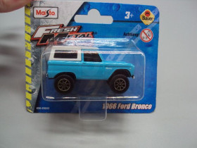 Інші Другие ^/--/^ Машинка модель автомобіль Maisto 1966 Ford Bronco блакитний форд бронко №19040 /--/ с ^_^^^ Машинка модель автомобиль Maisto 1966 Ford Bronco голубой форд бронко No /--/ 19040 /--/ с - фото фото фото