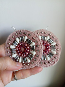 Готові вироби Готовые изделия ^/--/^ Серьги handmade, хенд мейд, бохо, срібні швензи, бежеві, бежевые, бисер, бісер ^_^^^ Серьги handmade, хенд мейд, бохо, серебряные швензы, бежевые, бежевые, бисер, бисер - фото фото фото