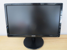 Philips Philips ^/--/^ Монитор 18.5 PHILIPS V-Line  (196 /--/ V /--/ 4 /--/ LAB /--/ 2/01) ^_^^^ Монітор 18.5 PHILIPS V-Line (196 /--/ V /--/ 4 /--/ LAB /--/ 2/01) - фото фото фото
