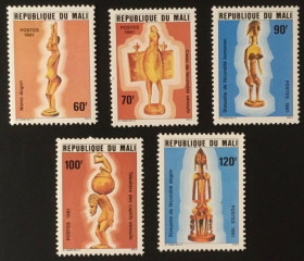 Інше Другое ^/--/^ Мали Искусство Статуэтки 1981 ^_^^^ Малі Мистецтво Статуетки 1981 - фото фото фото