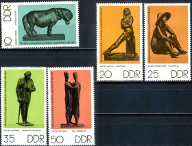 Мистецтво Искусство ^/--/^ ГДР. Скульптура   (серия)* 1976 г. ^_^^^ НДР. Скульптура (серія) * 1976 - фото фото фото