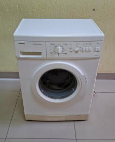 Пральні машини Стиральные машины ^/--/^ Вузька пральна машина Siemens Siwamat XS /--/ 440 5 кг, 1000 об/хв, вживана - фото фото фото