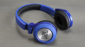 Навушники Наушники ^/--/^ Наушники беспроводные JBL Synchros Bluetooth E /--/ 40 BT оригинал  (синие) ^_^^^ Навушники бездротові JBL Synchros Bluetooth E /--/ 40 BT оригінал (сині) - фото фото фото