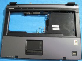 Корпуса Корпуса ^/--/^ Верх нижней части корпуса с тачпадом  и планкой HP Compaq 6715 /--/ b ^_^^^ Верх нижньої частини корпусу з тачпадом і планкою HP Compaq 6715 /--/ b - фото фото фото