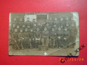 Листи, фото Письма, фото ^/--/^ Фото- РОТА СОЛДАТ возле казармы - 7,3,1932 года ^_^^^ Фото-РОТА СОЛДАТ біля казарми - 7,3,1932 року - фото фото фото