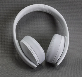 Навушники Наушники ^/--/^ Наушники беспроводная гарнитура Sony PlayStation Gold Headset 2.0  (7.1) White PS /--/ 4 оригинал Вживане ^_^^^ Наушники беспроводная гарнитура Sony PlayStation Gold Headset 2.0 (7.1) White PS /--/ 4 оригинал Употребляемое - фото фото фото