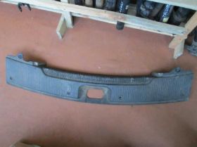 Кабіни і салони Кабины и салоны ^/--/^ Накладка задней панели Renault Laguna универ 93-00 ^_^^^ Накладка задньої панелі Renault Laguna Універ 93-00 - фото фото фото