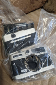 Вінтажні фотоапарати Винтажные фотоаппараты ^/--/^ Плівкові фотоапарати Canon на запчастини ^_^^^ Пленочные фотоаппараты Canon на запчасти - фото фото фото