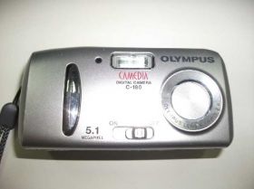 Дисплеї Дисплеи ^/--/^ Объектив на Olympus C-180, D-435 ^_^^^ Olympus C-180, D-435 - фото фото фото