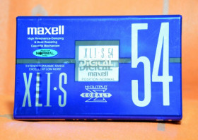 Касети Кассеты ^/--/^ Аудио кассета Maxell XL I S 54 Япония 1992 TYPE I запечатана JP Market ^_^^^ Аудіо касета Maxell XL I S 54 Японія 1992 TYPE I запечатана JP Market - фото фото фото