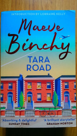 Книги на іноземних мовах Книги на иностранных языках ^/--/^ Tara Road Maeve Binchy Книга Англійською мовою ^_^^^ Tara Road Maeve Binchy Книга на английском языке - фото фото фото