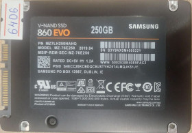 Жорсткі диски Жесткие диски ^/--/^ Накопичувач SSD Samsung 860 EVO 250 /--/ Gb SATA  (MZ-76 /--/ E /--/ 250)  (б/в) код.6406 ^_^^^ Накопитель SSD Samsung 860 EVO 250 /--/ Gb SATA (MZ-76 /--/ E /--/ 250) (б/в) код.6406 - фото фото фото