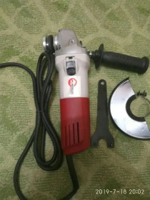 Болгарки Болгарки ^/--/^ Болгарка для дома и гаража 750 Вт, 125 мм INTERTOOL DT-0263 ^_^^^ Болгарка для будинку та гаража 750 Вт, 125 мм INTERTOOL DT-0263 - фото фото фото