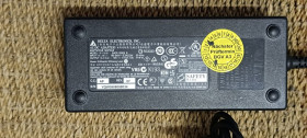 Адаптери живлення Адаптеры питания ^/--/^ Блок живлення DELTA ELECTRONICS SADP-135 /--/ EB B 19 /--/ V  7,11 /--/ A  5,5*2,5 ^_^^^ Блок питания DELTA ELECTRONICS SADP-135 /--/ EB B 19 /--/ V 7,11 /--/ A 5,5* 2,5 - фото фото фото