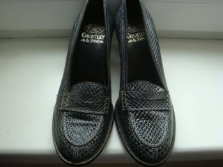 Туфлі Туфли ^/--/^ Шик! Кожаные туфли COURTLEY &amp; SONS 37,5 р стелька 25.5 /--/ cм ^_^^^ Шик! Шкіряні туфлі COURTLEY &amp; SONS 37,5 р стелька 25.5 /--/ cм - фото фото фото