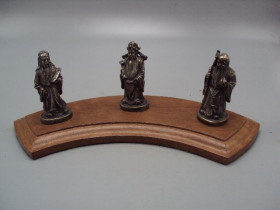 Статуетки, Скульптури, Фігурки, Фарфор Статуэтки, Скульптуры, Фигурки, Фарфор ^/--/^ Фигура серебро статуэтка Три звездных старца Мудрец Фу, Мудрец Лу и Мудрец Шоу на подставке №14268 ^_^^^ Три зоряних старця Мудрець Фу, Мудрець Лу і Мудрець Шоу на підставці No /--/ 14268 - фото фото фото